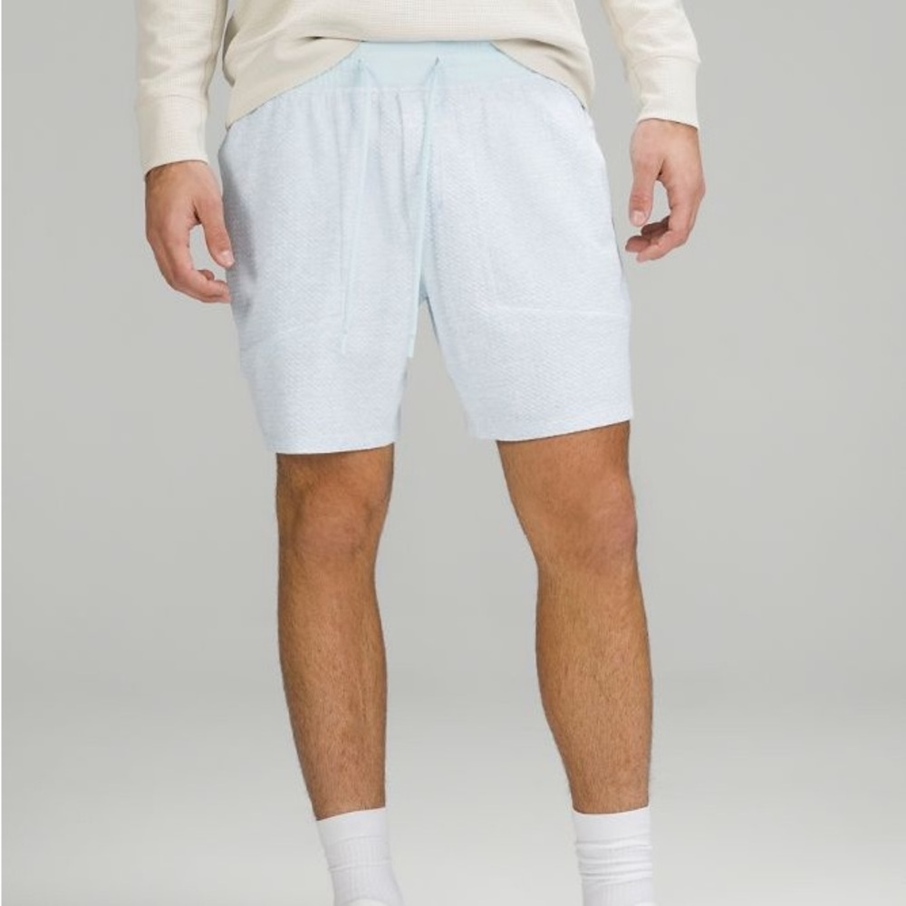 Lululemon at ease shorts 5in inseam